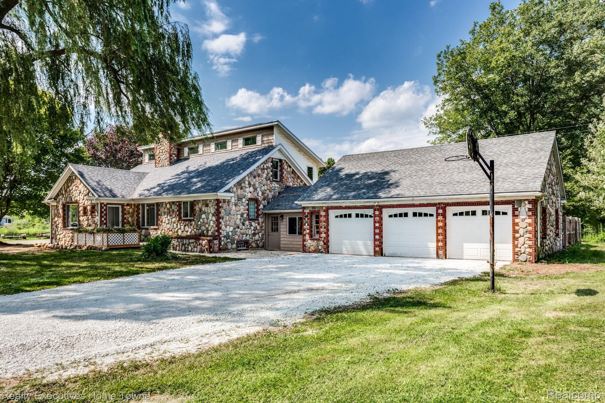 6800 Norman Road Jeddo, MI 48032 - Photo 2 of 41 6800 Norman Rd-6.JPG