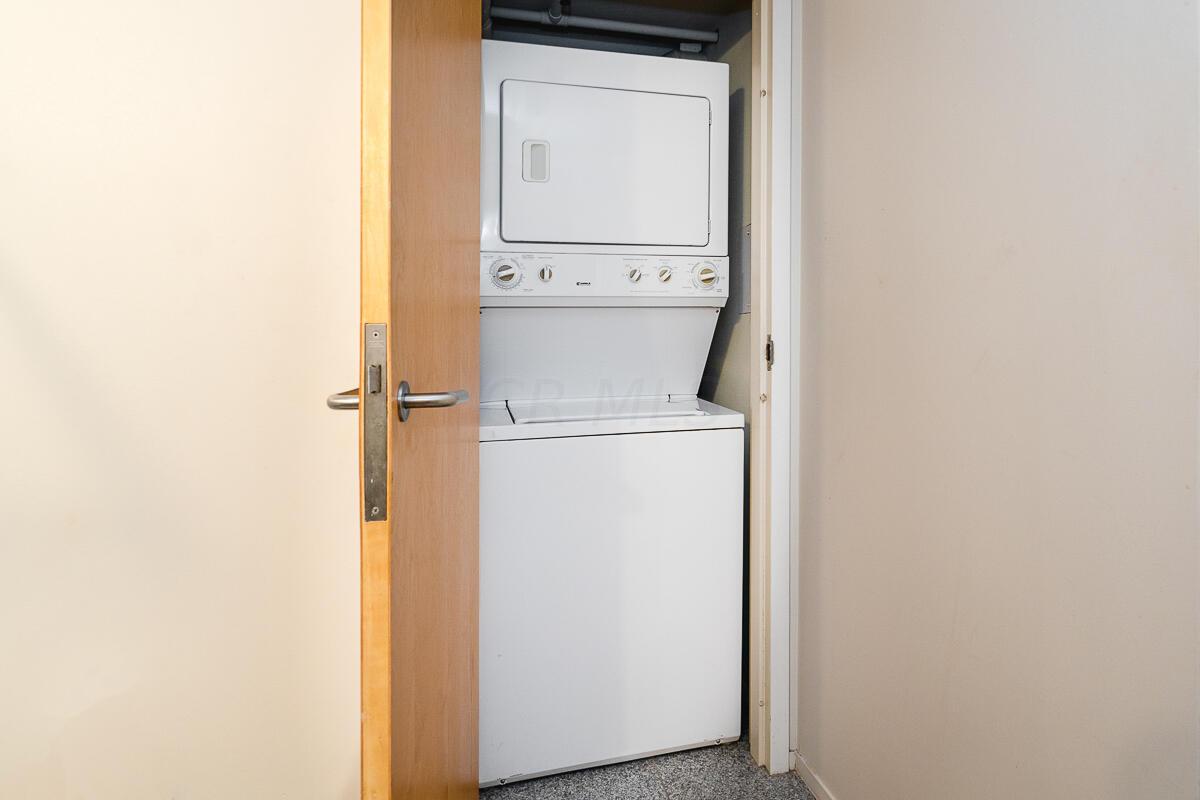 60 East Spring Street, Unit 203 Columbus, OH 43215 - Photo 26 of 40 In Unit Laundry