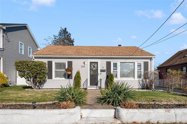 $365,000 | 350 Fort Street, East Providence, RI 02914