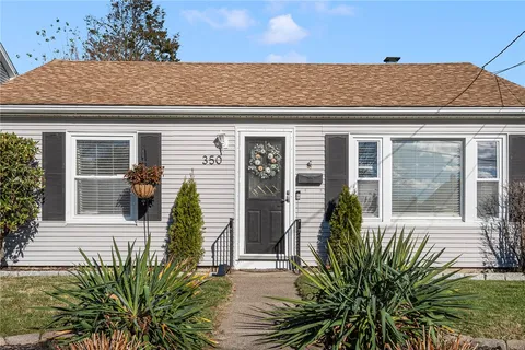 $365,000 | 350 Fort Street, East Providence, RI 02914