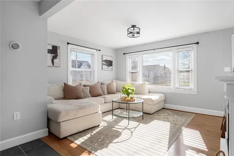 $365,000 | 350 Fort Street, East Providence, RI 02914