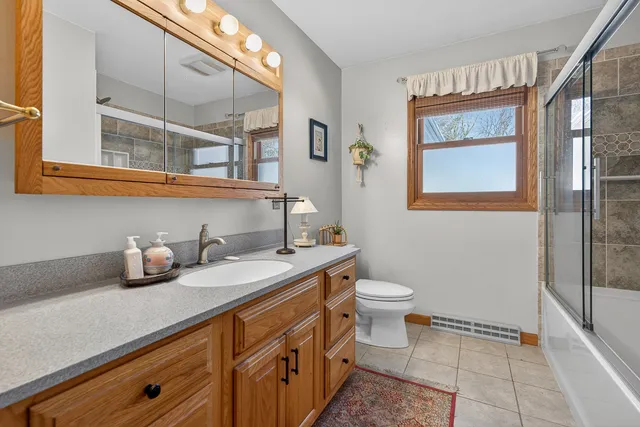 $325,000 | 726 Jackson Street, Marengo, IL 60152