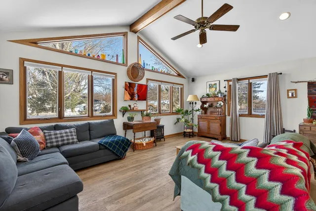 $325,000 | 726 Jackson Street, Marengo, IL 60152