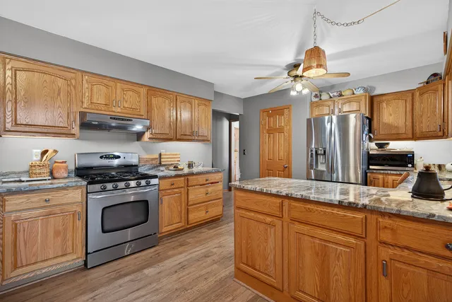 $325,000 | 726 Jackson Street, Marengo, IL 60152