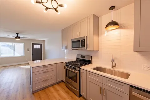 4306 Shallowbrook Trail, Austin, TX 78744