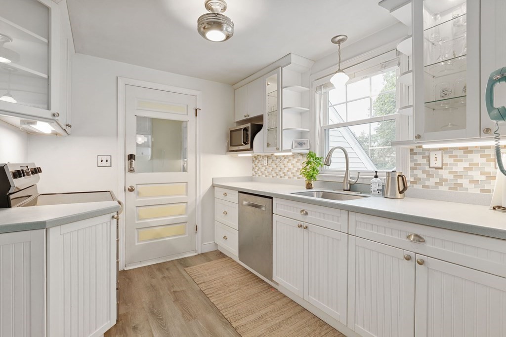 110 Spring Street Arlington, MA 02476 - Photo 14 of 42 Gallery Image 14