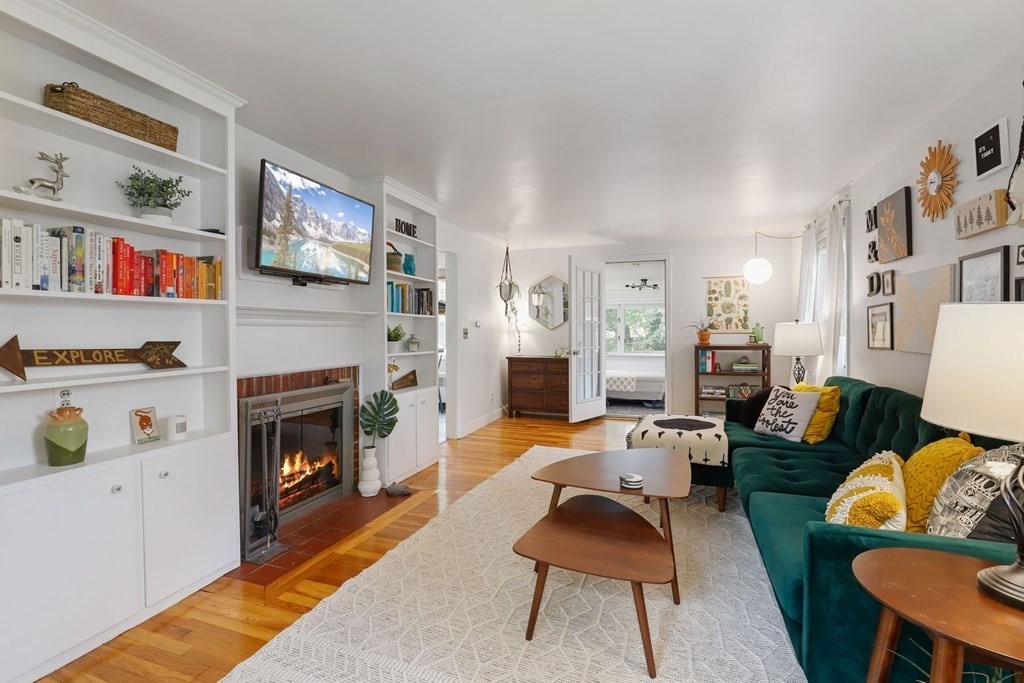 110 Spring Street Arlington, MA 02476 - Photo 5 of 42 Gallery Image 5
