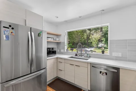 $1,700,000 | 450 Vine Hill Road, Santa Cruz, CA 95065