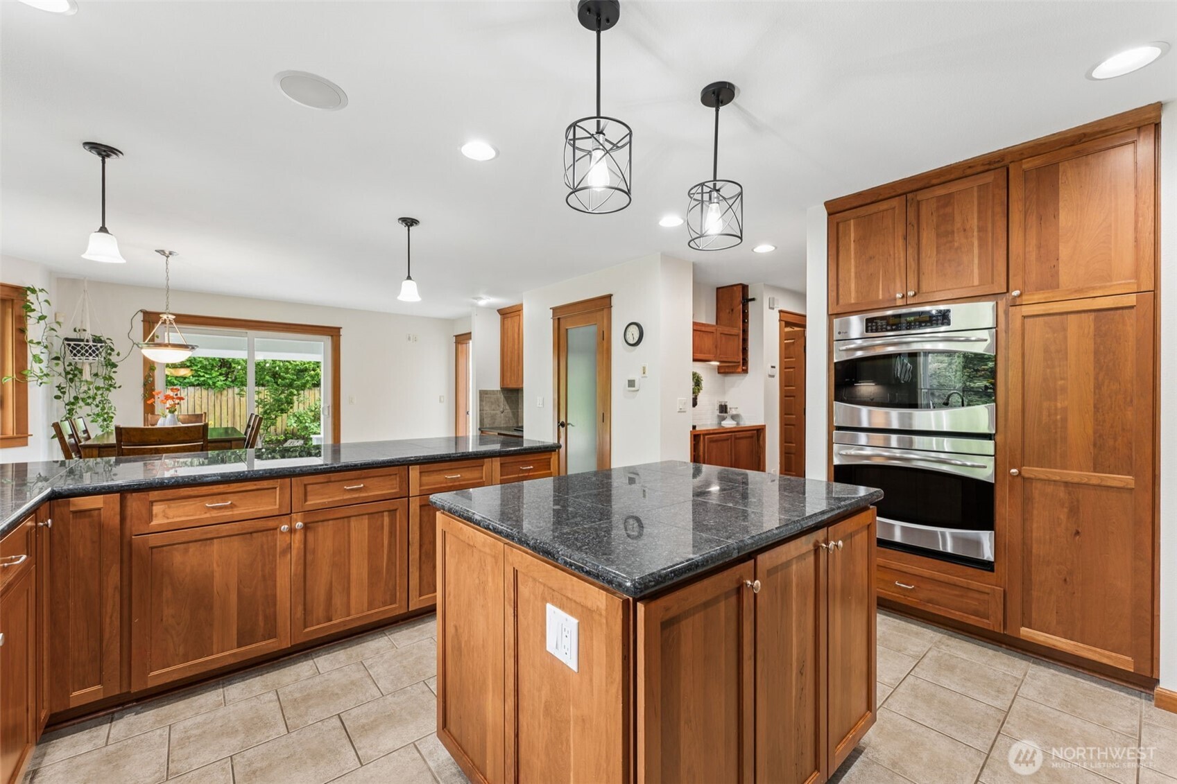 4919 Parker Road East Sumner, WA 98390 - Photo 11 of 40
