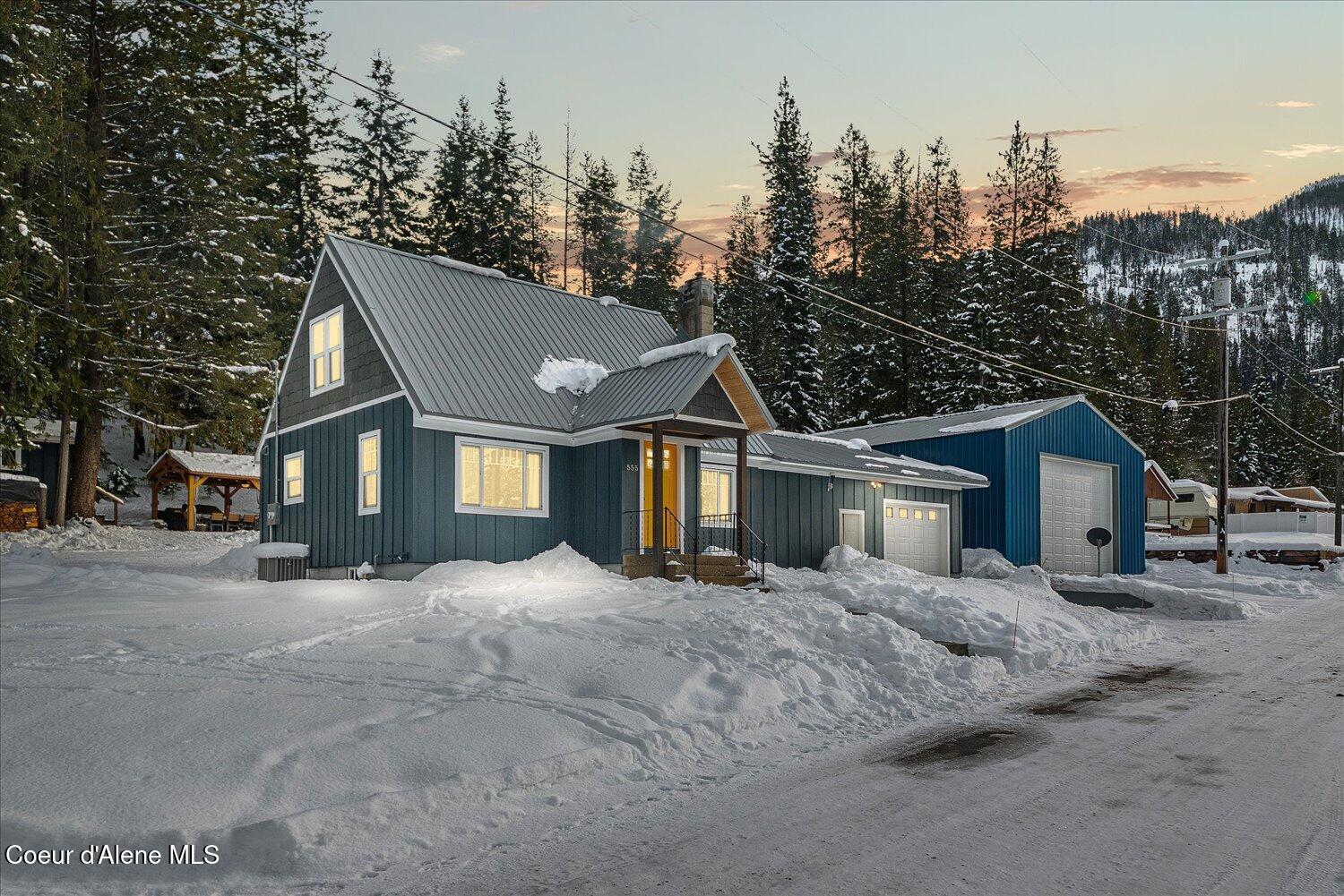 555 8th Street Mullan, ID 83846 - Photo 1 of 94 001-555 8th St 000