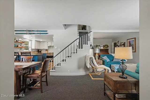 $385,000 | 555 8th Street, Mullan, ID 83846