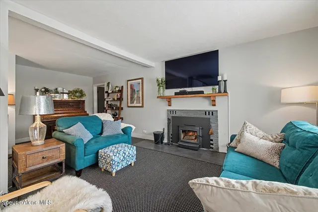 $385,000 | 555 8th Street, Mullan, ID 83846