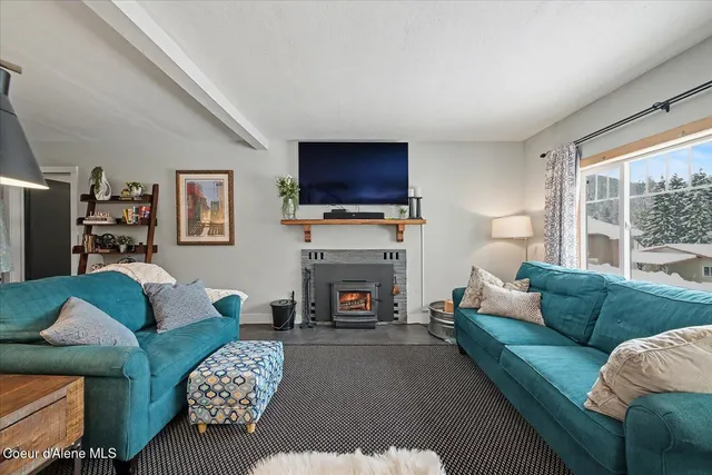 $385,000 | 555 8th Street, Mullan, ID 83846