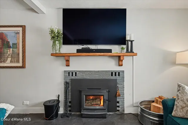 $385,000 | 555 8th Street, Mullan, ID 83846