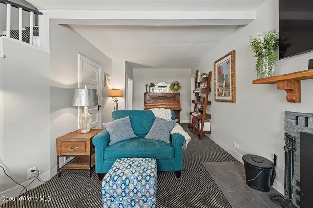 $385,000 | 555 8th Street, Mullan, ID 83846