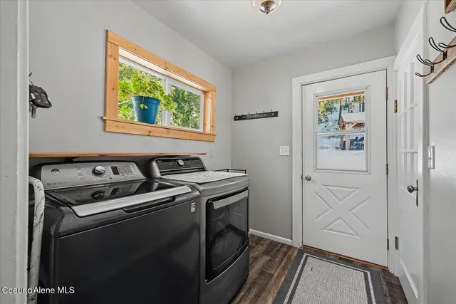 $385,000 | 555 8th Street, Mullan, ID 83846