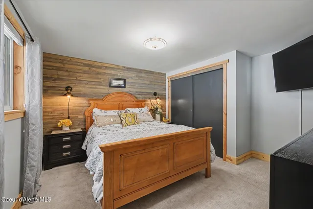 $385,000 | 555 8th Street, Mullan, ID 83846