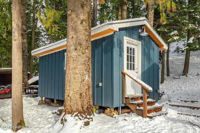 $385,000 | 555 8th Street, Mullan, ID 83846