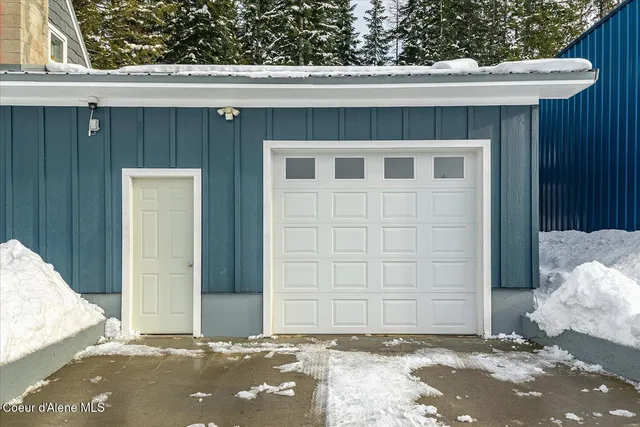 $385,000 | 555 8th Street, Mullan, ID 83846