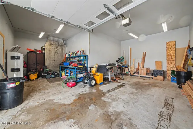 $385,000 | 555 8th Street, Mullan, ID 83846