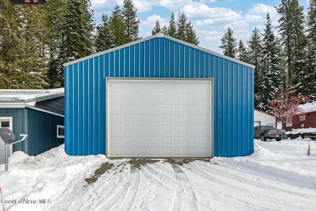 $385,000 | 555 8th Street, Mullan, ID 83846