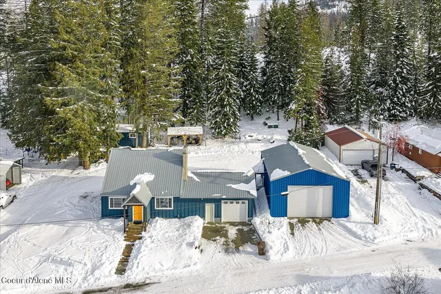 $385,000 | 555 8th Street, Mullan, ID 83846