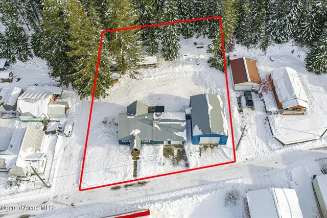 $385,000 | 555 8th Street, Mullan, ID 83846