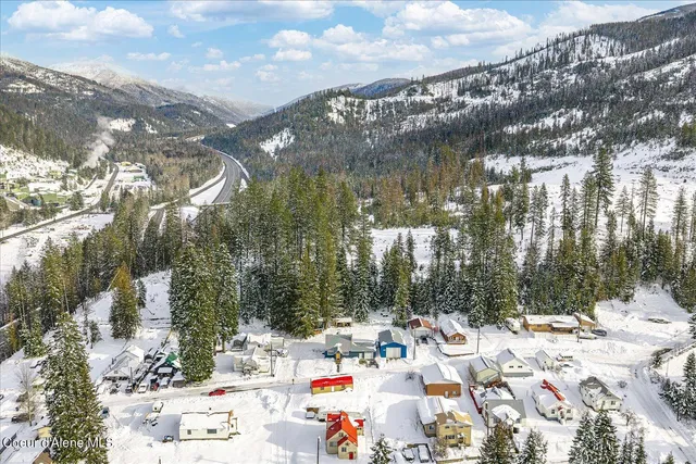 $385,000 | 555 8th Street, Mullan, ID 83846