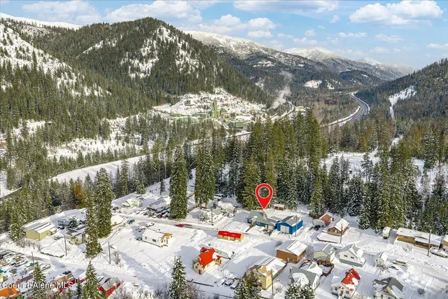 $385,000 | 555 8th Street, Mullan, ID 83846