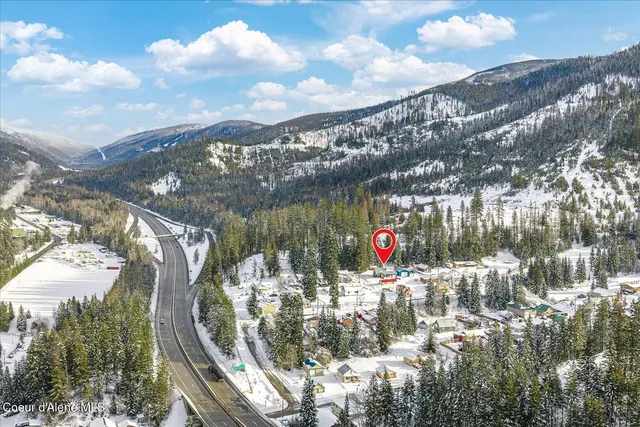 $385,000 | 555 8th Street, Mullan, ID 83846