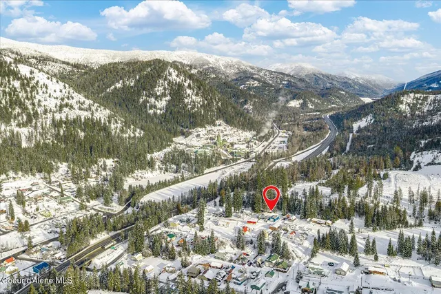 $385,000 | 555 8th Street, Mullan, ID 83846