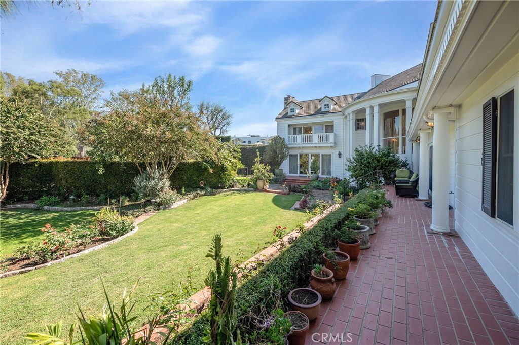 4641 North Virginia Road Long Beach, CA 90807 - Photo 9 of 11 Gallery Image 9