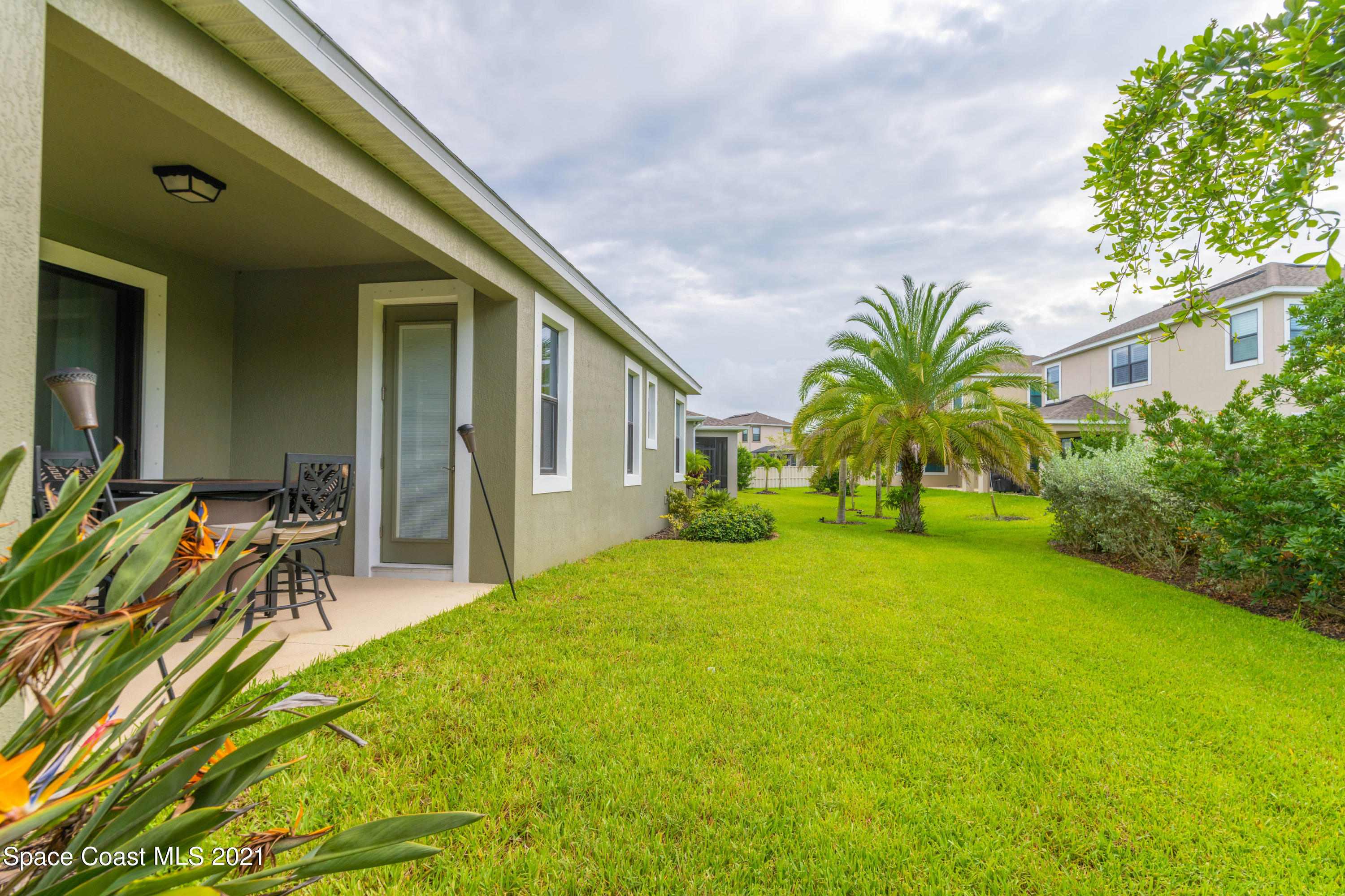 2882 Amethyst Way Melbourne, FL 32940 - Photo 13 of 25 NZ7_8039