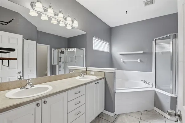 $389,000 | 7513 Southwest 85th Drive, Gainesville, FL 32608