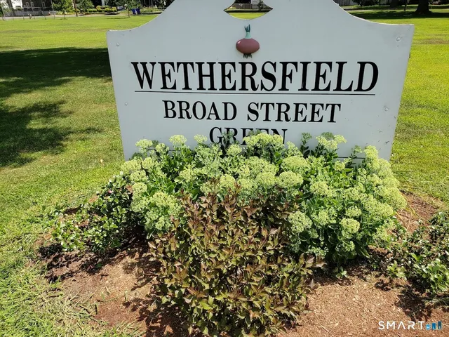 $3,200 | 24 Elm Street, Wethersfield, CT 06109