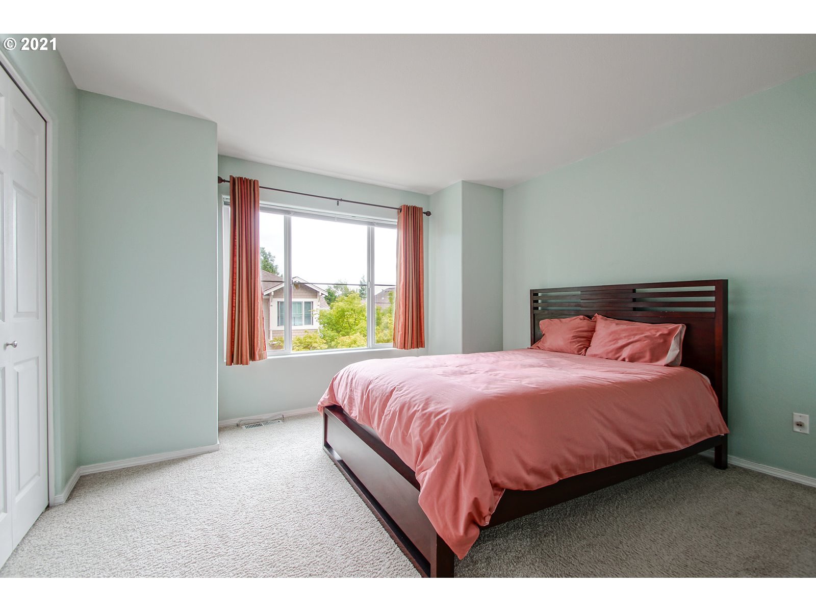 14188 Southwest Barrows Road, Unit 62 Tigard, OR 97223 - Photo 12 of 32 Gallery Image 12