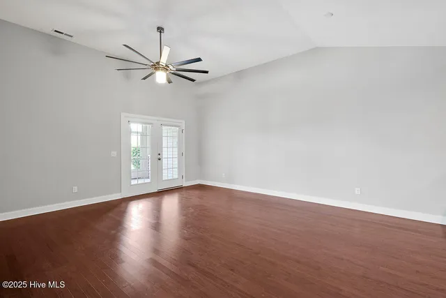 $2,295 | 4164 Cambridge Cove Road, Unit 1, Southport, NC 28461