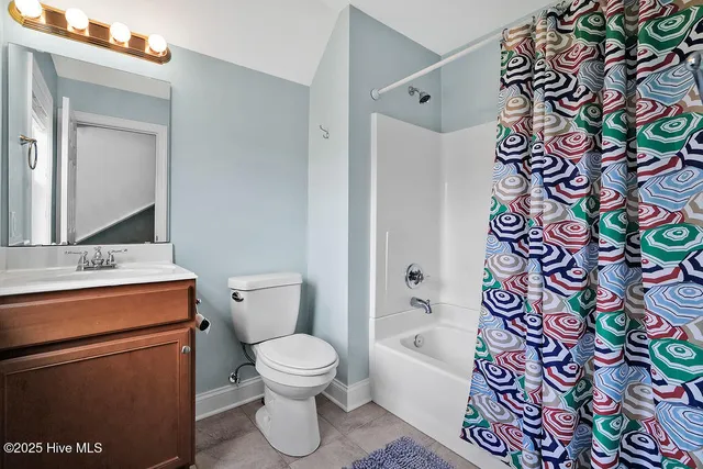 $2,295 | 4164 Cambridge Cove Road, Unit 1, Southport, NC 28461