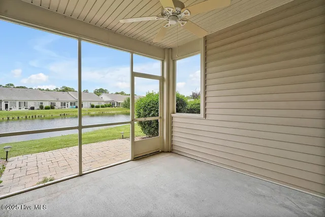 $2,295 | 4164 Cambridge Cove Road, Unit 1, Southport, NC 28461