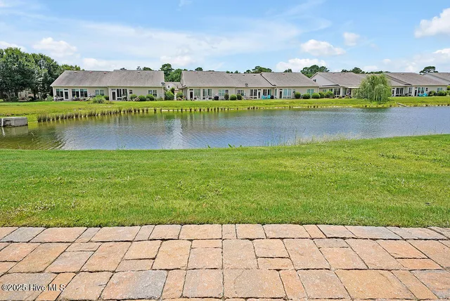 $2,295 | 4164 Cambridge Cove Road, Unit 1, Southport, NC 28461