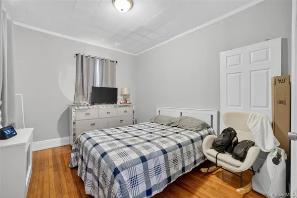 $900,000 | 439 South 7th Avenue, Mount Vernon, NY 10550