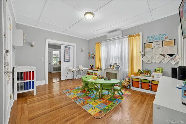 $900,000 | 439 South 7th Avenue, Mount Vernon, NY 10550