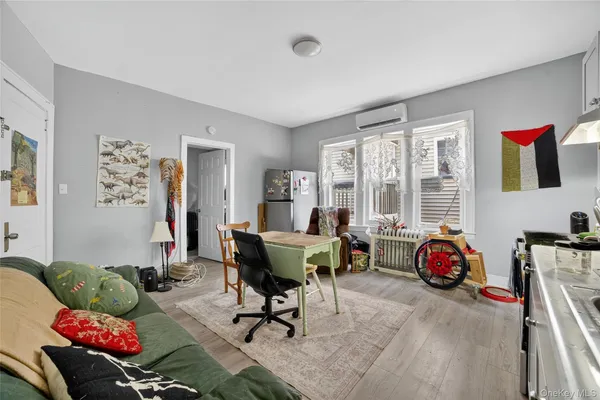 $900,000 | 439 South 7th Avenue, Mount Vernon, NY 10550