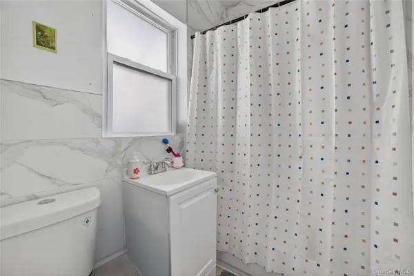 $900,000 | 439 South 7th Avenue, Mount Vernon, NY 10550