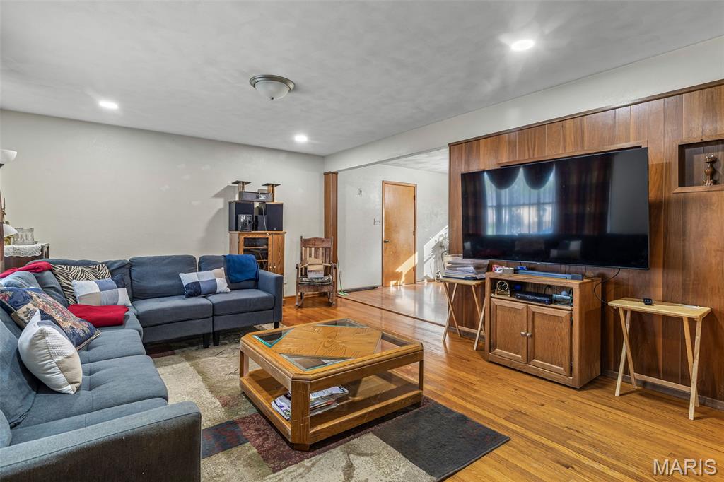 458 Cherry Drive Ste. Genevieve, MO 63670 - Photo 12 of 44