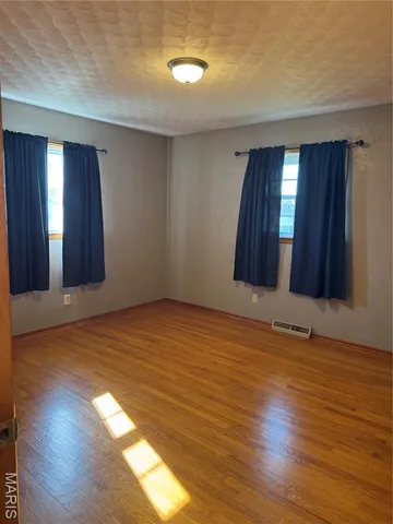 $264,000 | 458 Cherry Drive, Ste. Genevieve, MO 63670