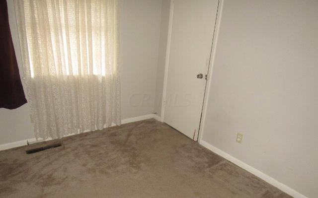 1594 Shady Lane Road Columbus, OH 43227 - Photo 5 of 11 Gallery Image 5