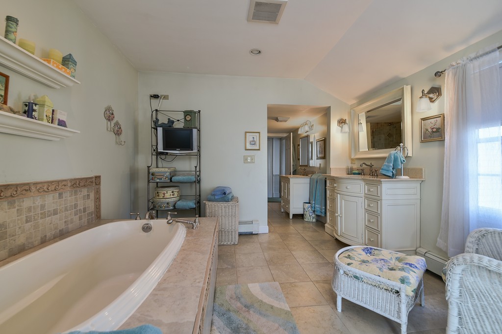 1 Farm Road Sherborn, MA 01770 - Photo 17 of 25 Gallery Image 17