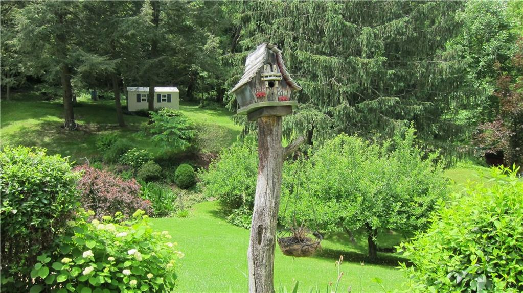 40 Fulton Road Canonsburg, PA 15317 - Photo 23 of 23 Storybook back yard!
