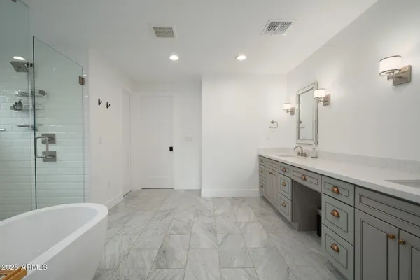 $1,810,000 | 3413 North 45th Street, Phoenix, AZ 85018